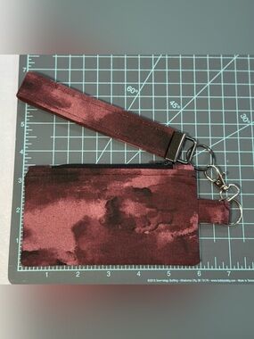 Maroon Tie-Dye Coin Purse Wristlet Keychain